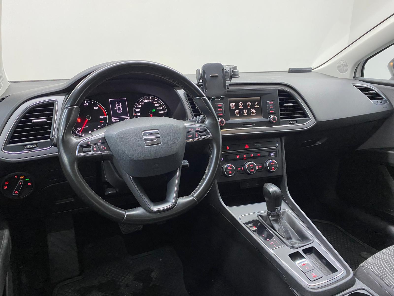 SEAT LEON 25